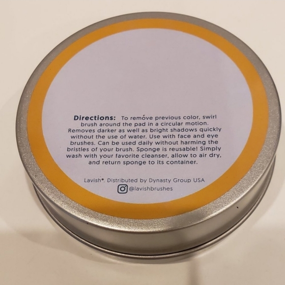 LAVISH Color Switch Dry Makeup Brush Cleaner - Picture 2 of 2